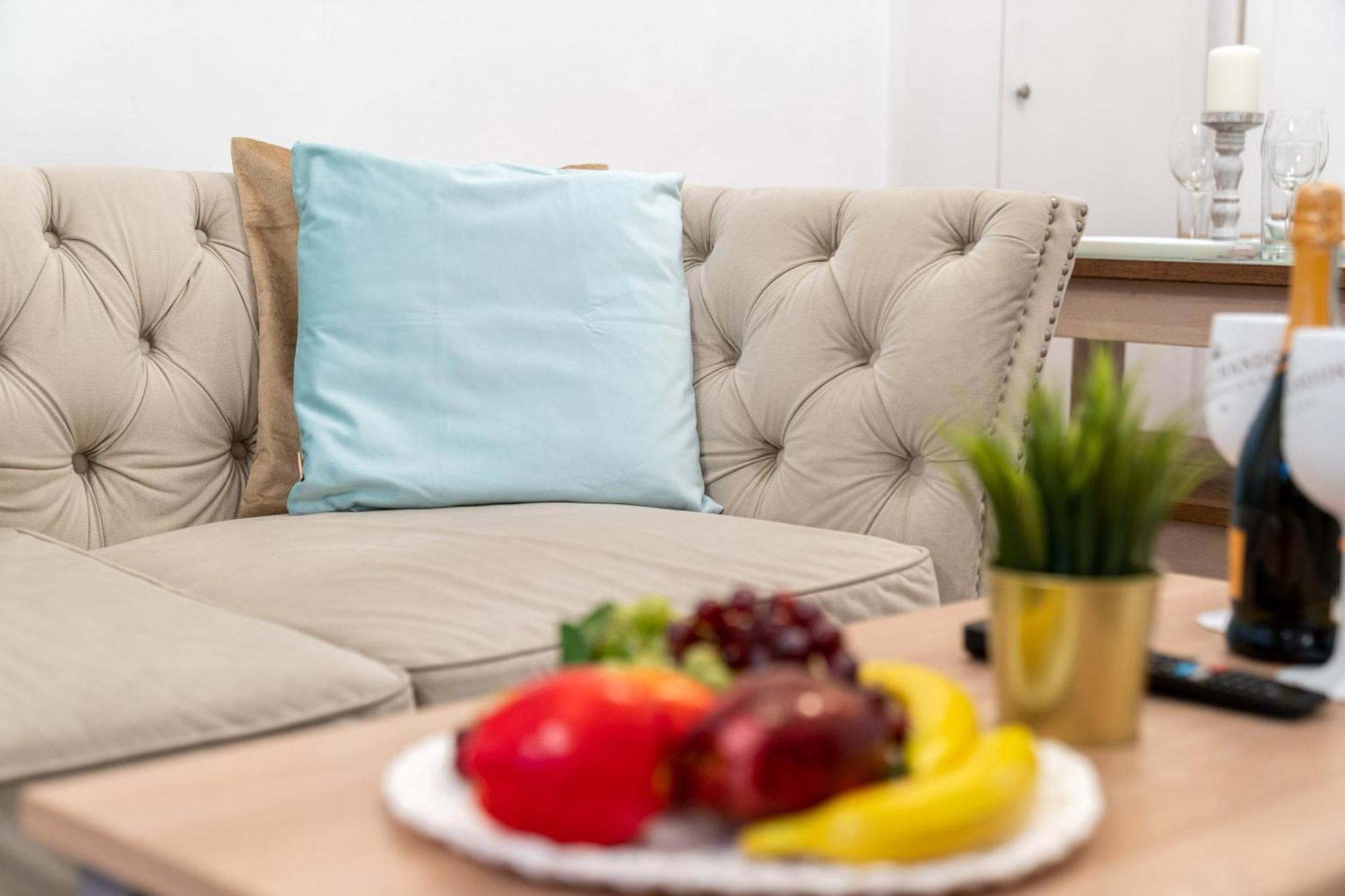 Luxury 3 Bedroom House - Harborne - Parking - Garden - Wifi & Netflix 122G Birmingham Eksteriør bilde